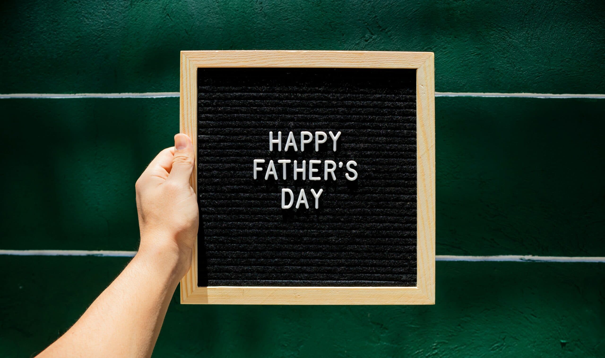 Happy Father's Day sign